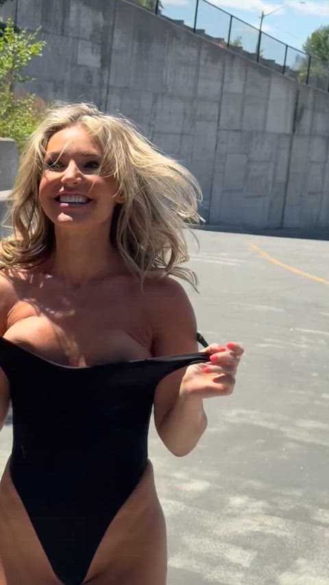 Flashing her tits during a photoshoot