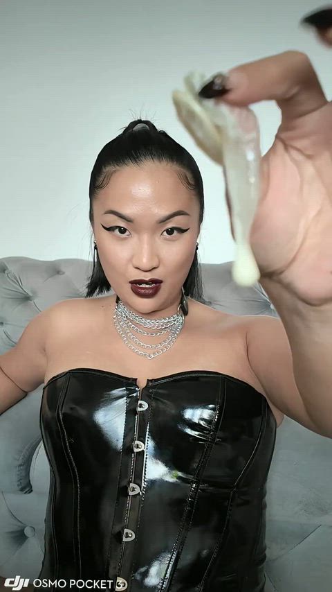 hey you, wanna see what i'm hiding under here?