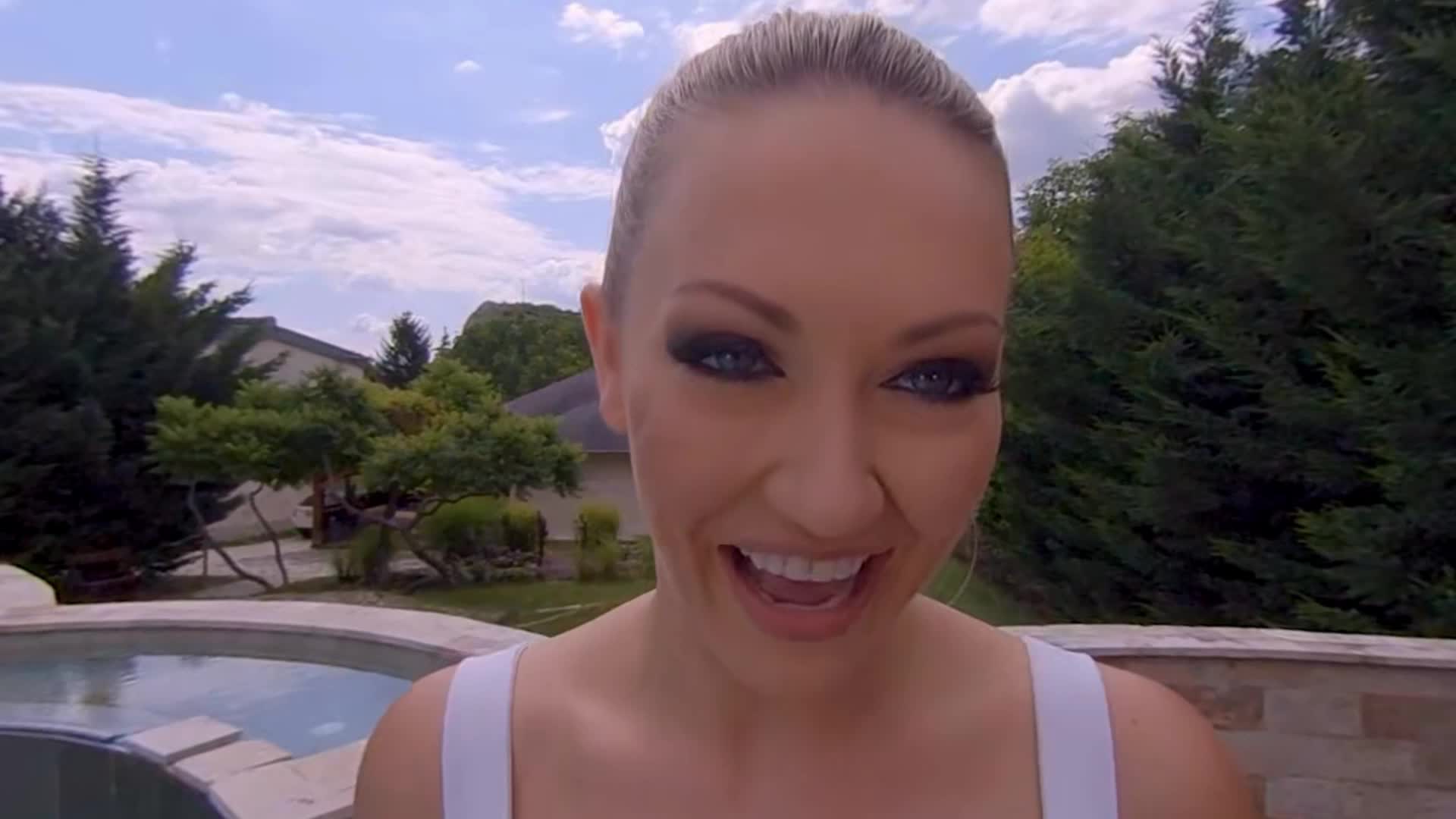 Adira Allure 