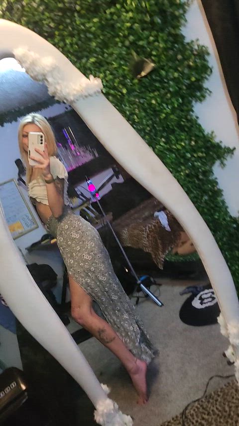 i love wearing a tiny red thong and no one knows