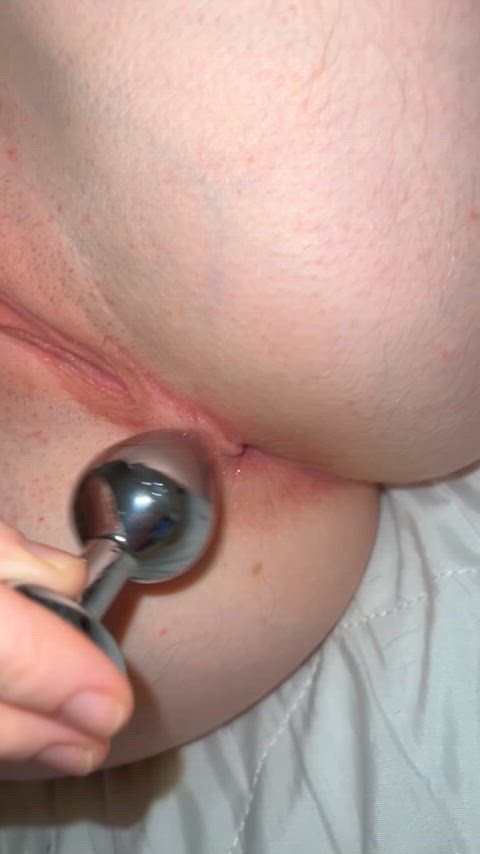 Would you date a girl who likes to wear butt plugs everyday?