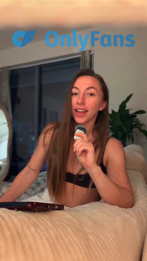Heyyy, I'm Alisa! 🥰❤️ Your fitness girl with a spicy side 😈🔥 I love boxing, yoga, working out, and creating exclusive content 🤭💕 Wanna discover my naughty side? Check out my profile for more! 😘💋 alisa_gymbabe thumbnail