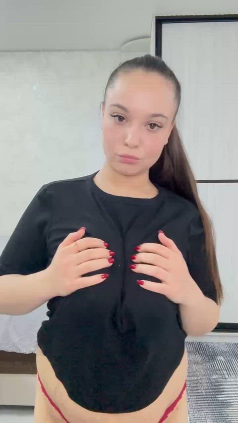 I don't like my saggy tits, do you?