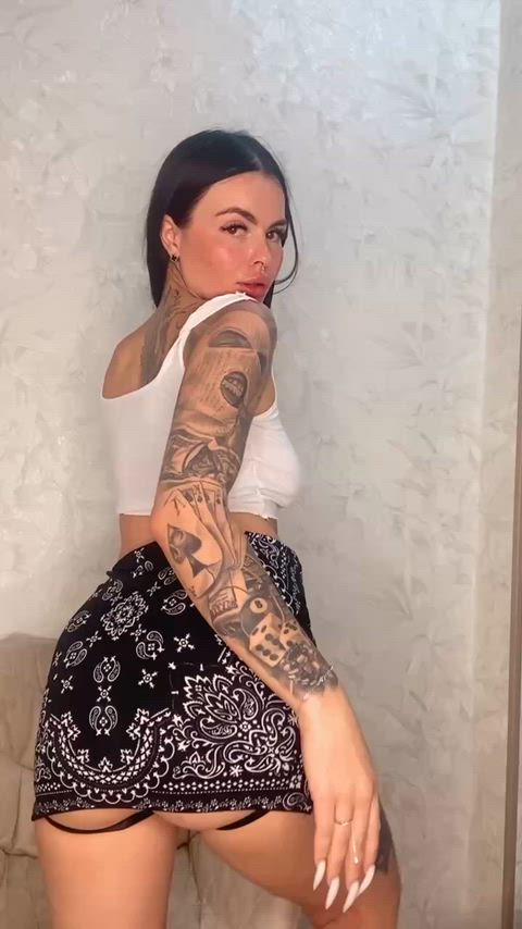 Oops, I put my panties back on again....