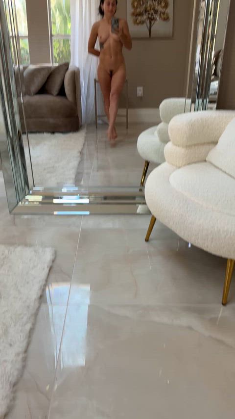 No clothes just the way I like it