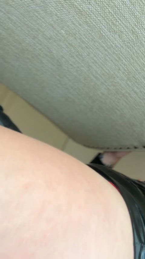 Would you let a 22yo Latina take control of you ?