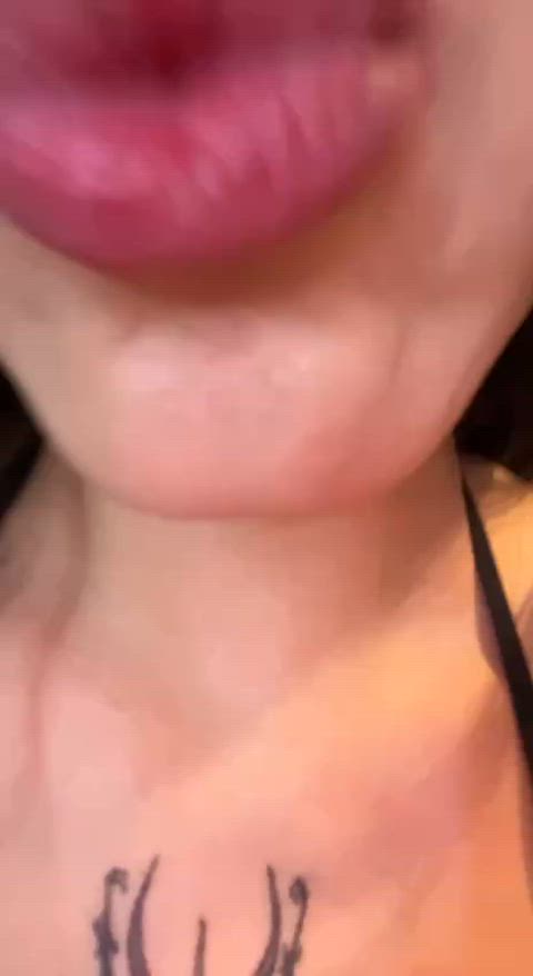 [Selling] My huge tits are bouncing, waiting for you. [sext] [cam] [vid] [pic] [gfe]