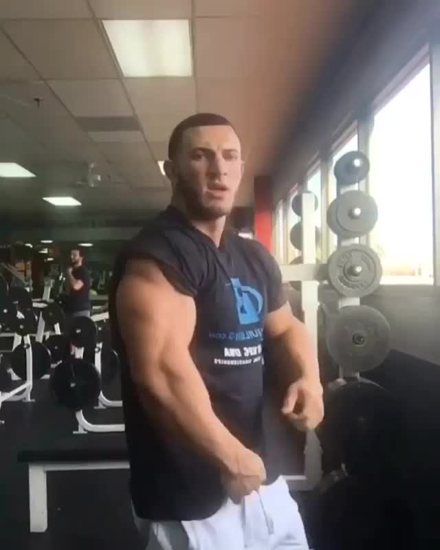 Showing off in the gym