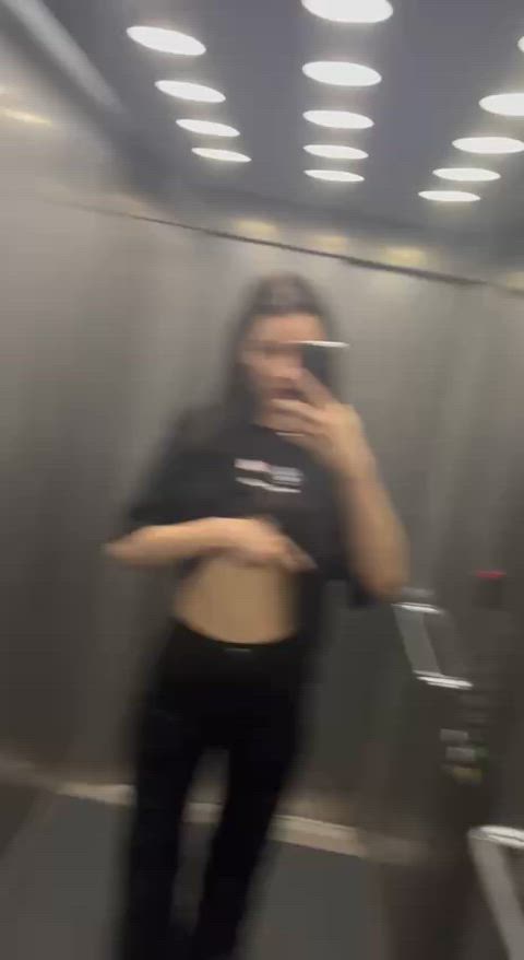 I'm going down in the elevator to pick up a delivery