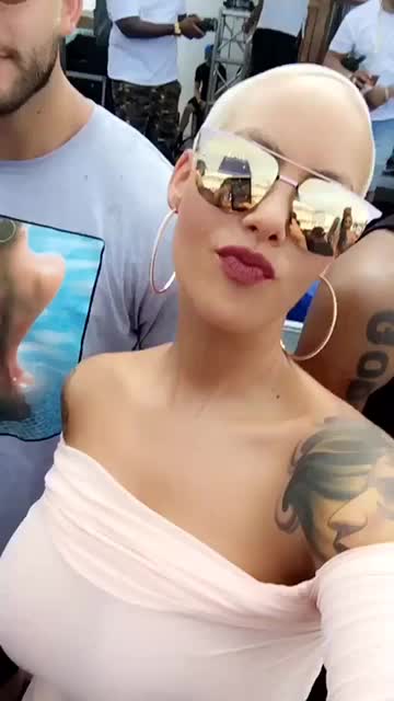 Sexy 😍