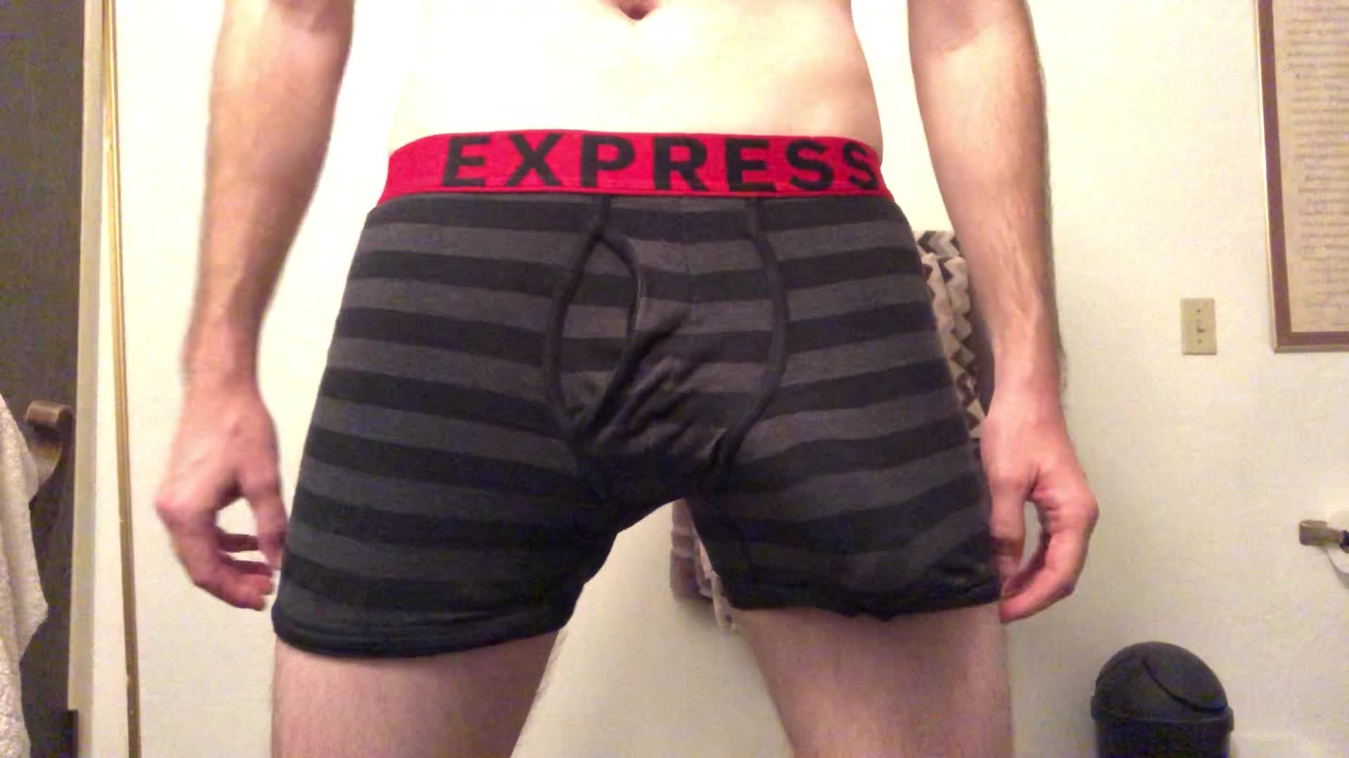 Bulging and dirty talking