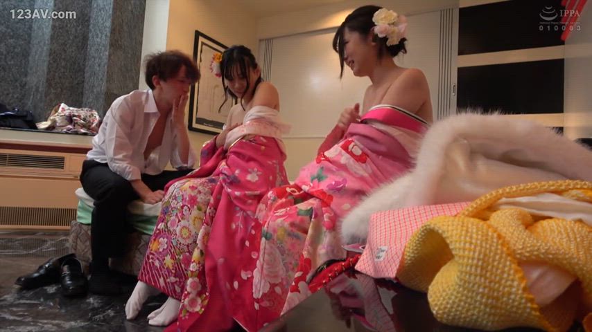 Playing with Urara's Tits in her Kimono - DVMM-237