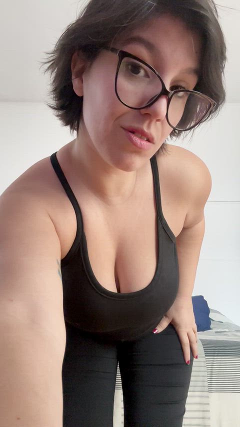 FlashyLuckyChick thumbnail