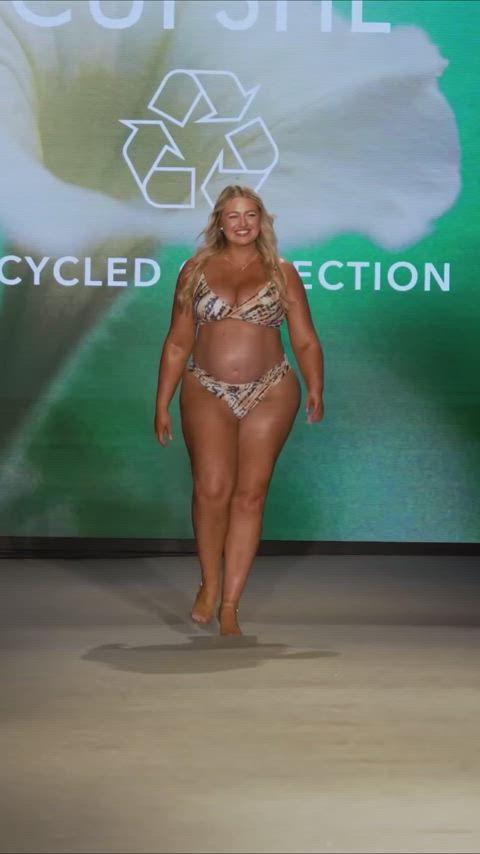 Iskra Lawrence
