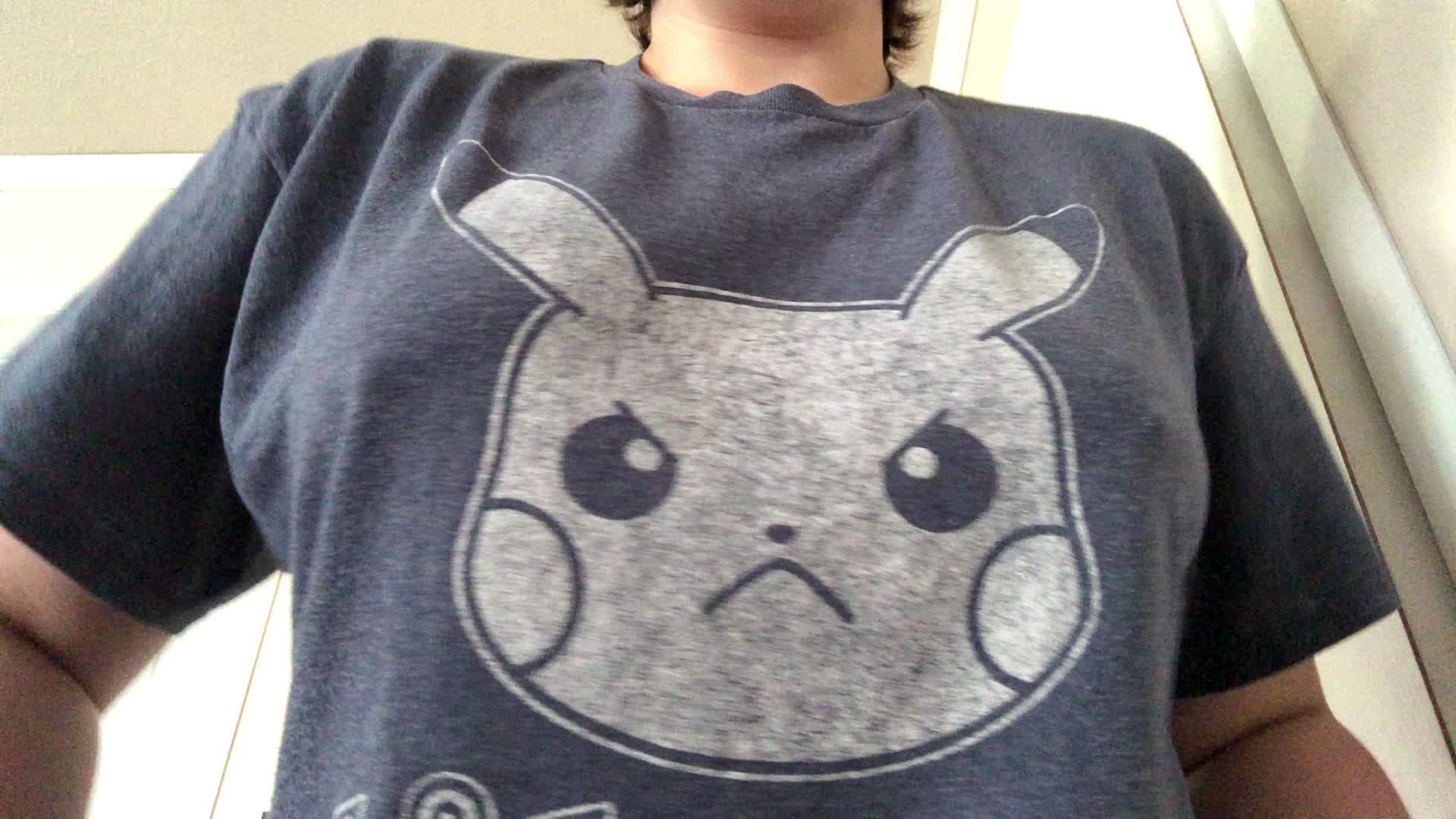 Your daily dose of nerdy tits 🤓