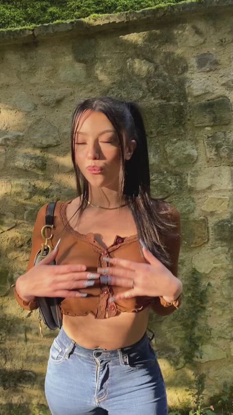 FlimsyDarkslategreyBird thumbnail