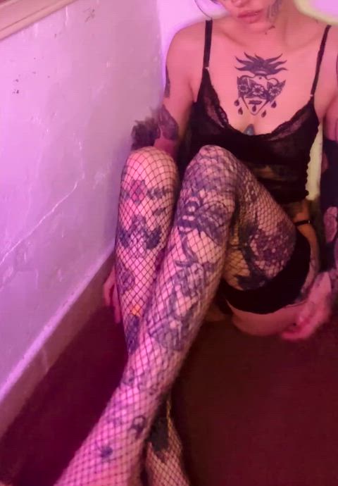 I need to rest my feet on a slaves face