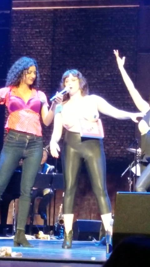 Rachel Bloom in concert