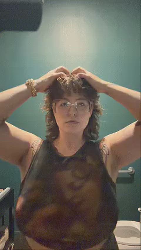 5’2 only but I have some massive tits!