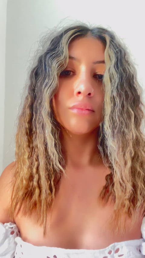 I'm a lil shy but do you think it's pretty?