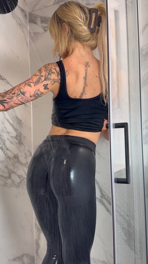 How I wash off your cum from my leggings