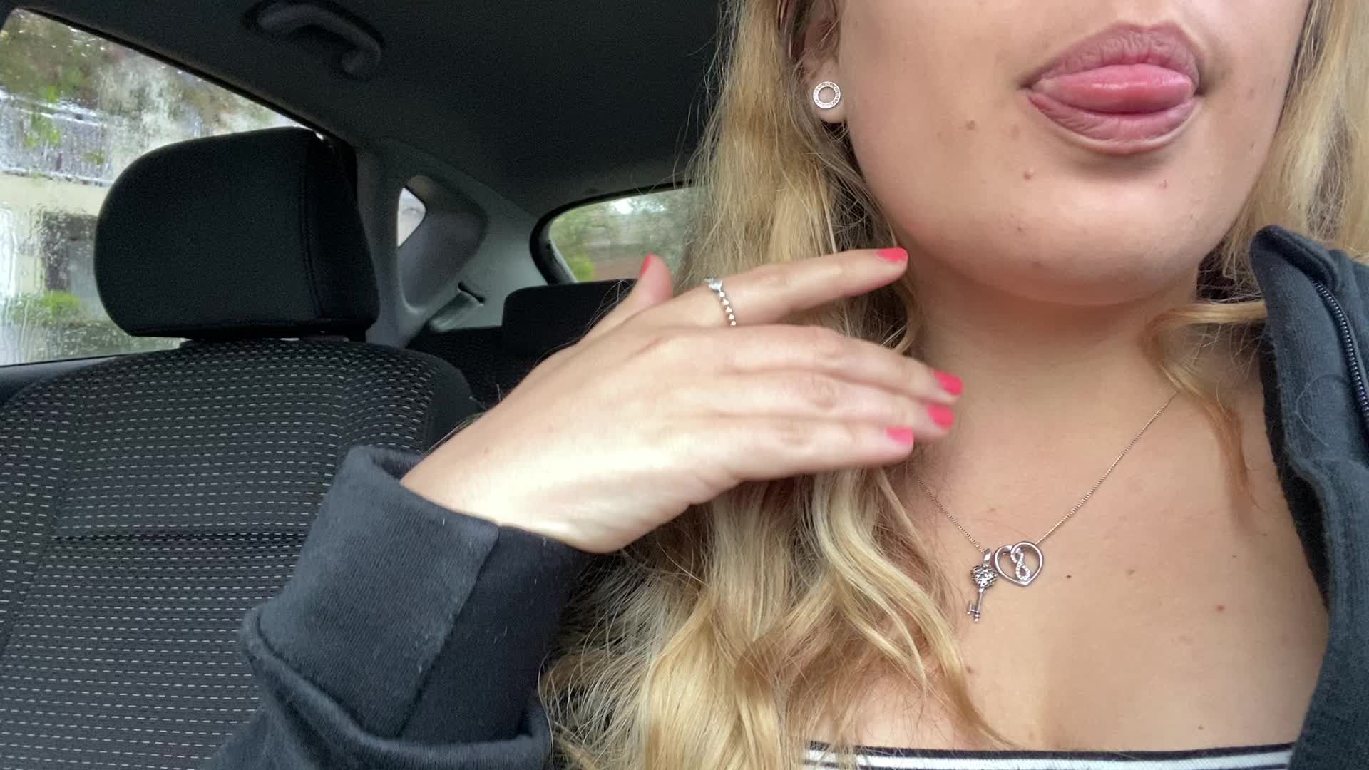 I hope those sorting by new enjoyed my sneaky car flash😜
