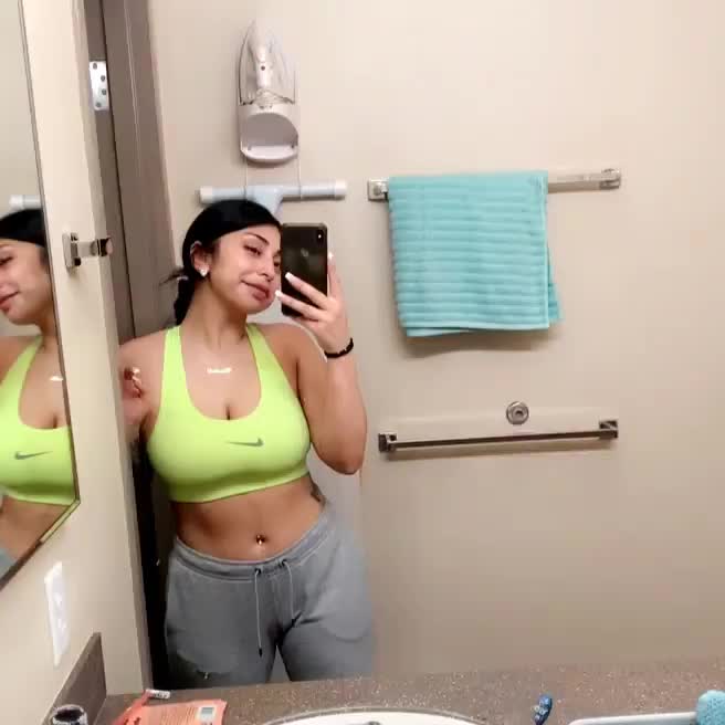 Sexy lil navy chick