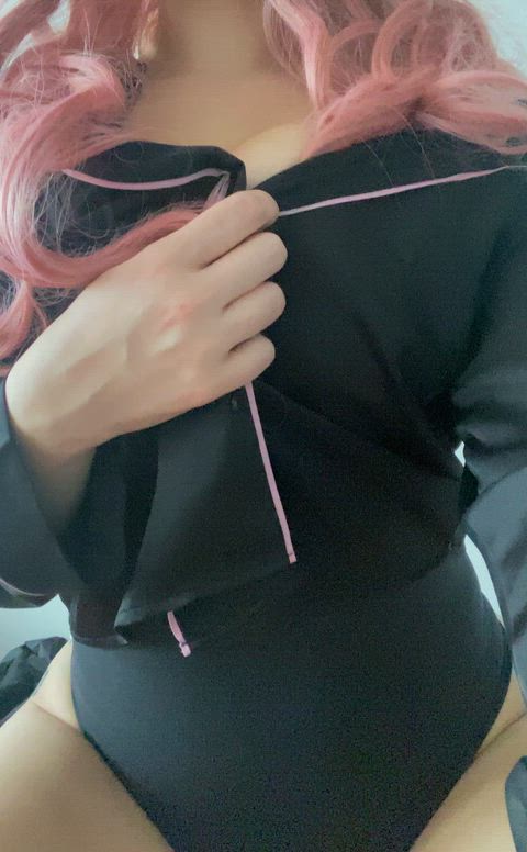 Don’t chase me away, this clingy side is just the beginning