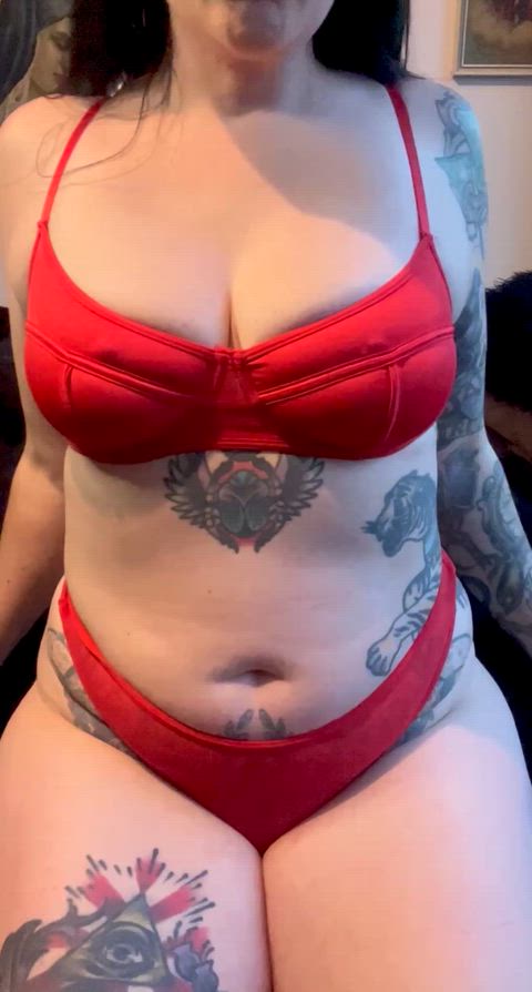 The perfect skin for tattooing (and touching)