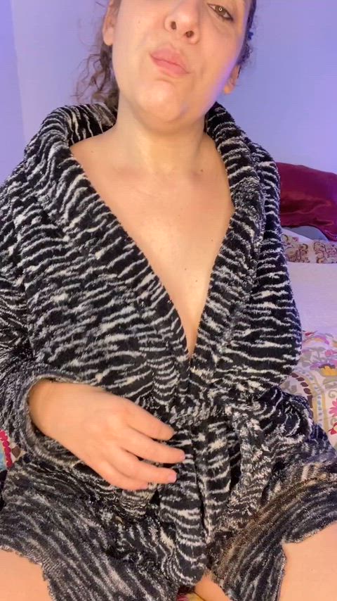 Are you ready to play with Mommy?