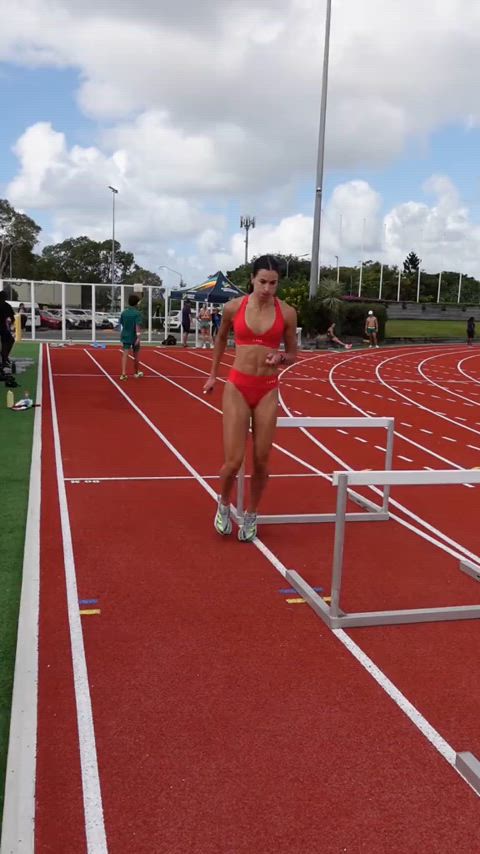 Alanah Yukich - Australian Hurdler