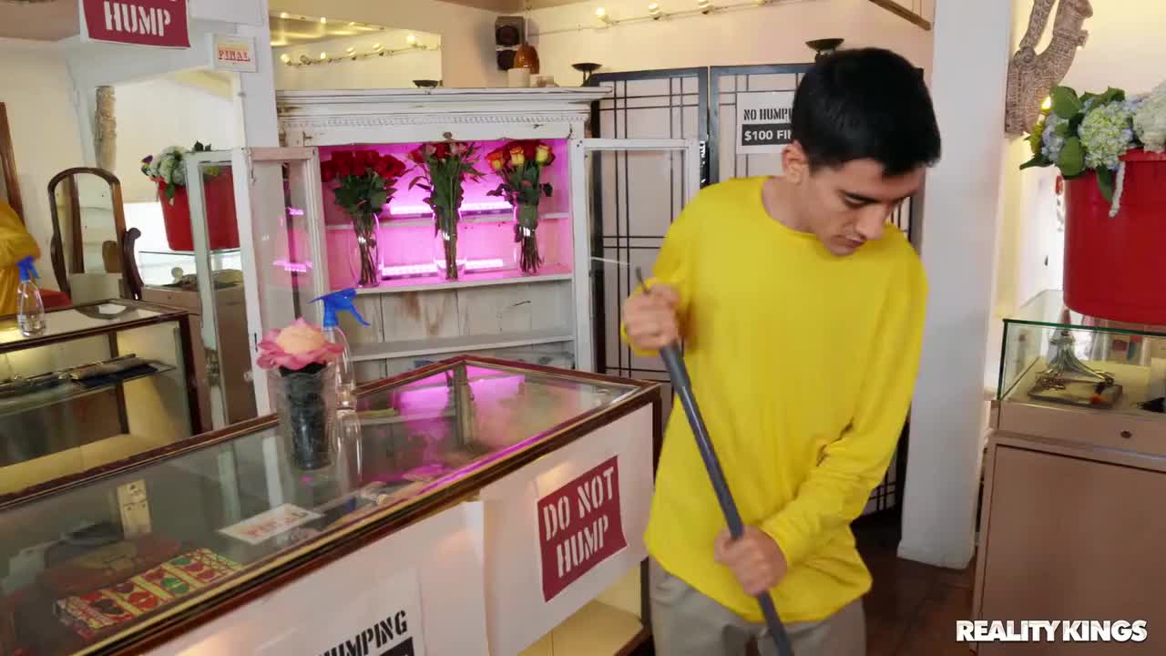 Lexi Luna - Fuck, The Flowers!