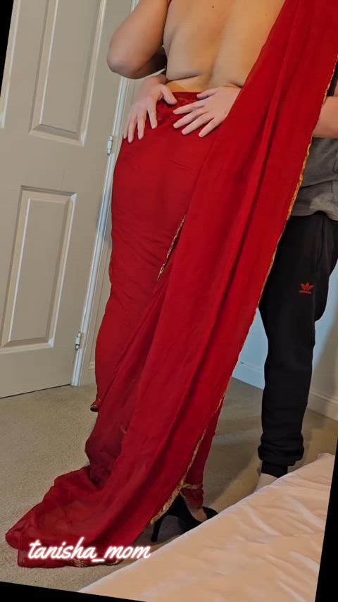 Bhabhi slutting in saree