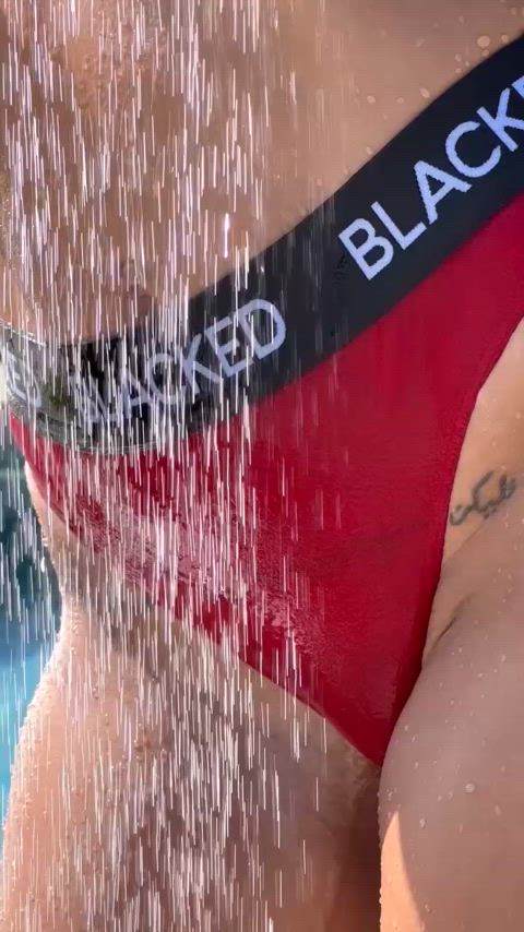 Sarah Illustrates shows off in BLACKED gear (ft Gianna Dior)