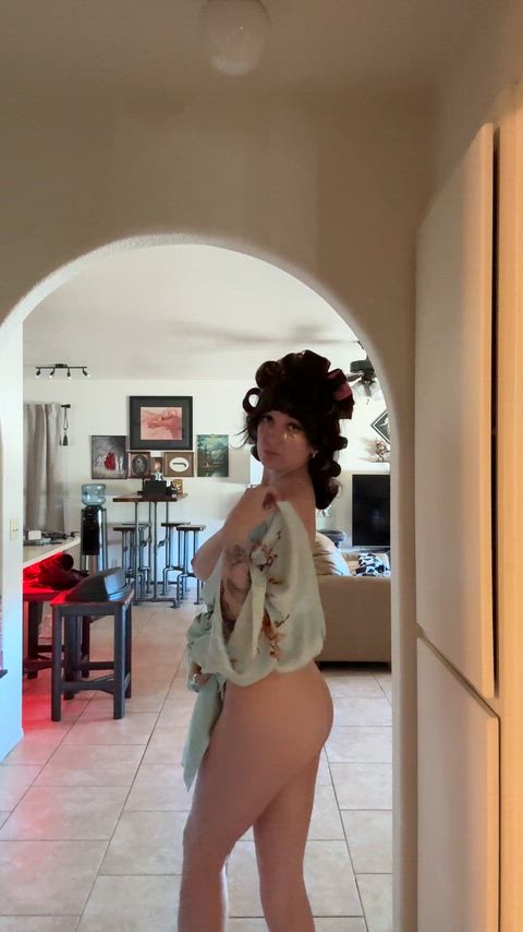 I love when you watch me