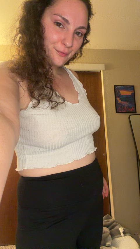 What do you call a curvy woman who doesn’t shave?