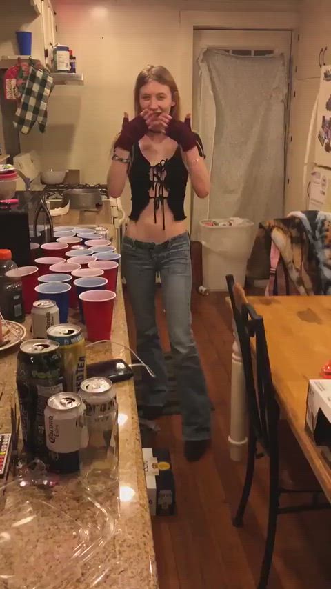 To be small and have fun as a female