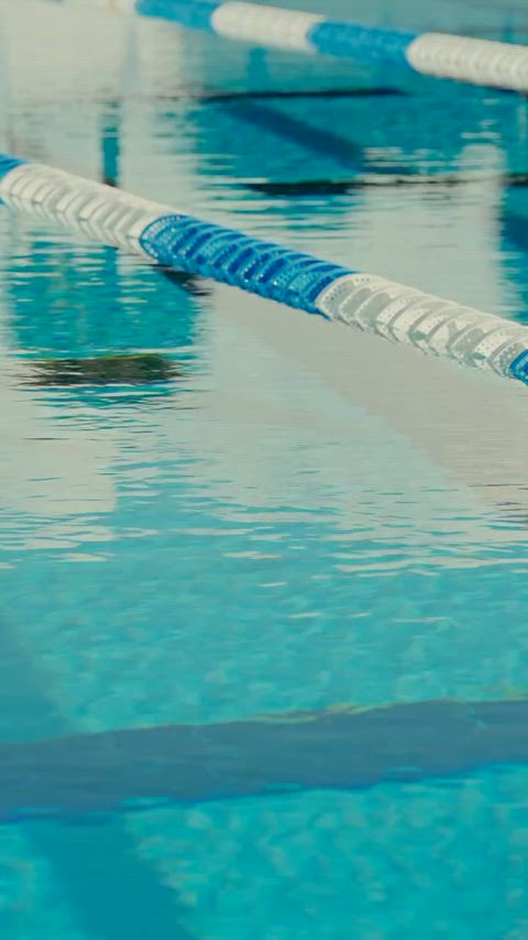 Summer McIntosh - Canadian Swimmer