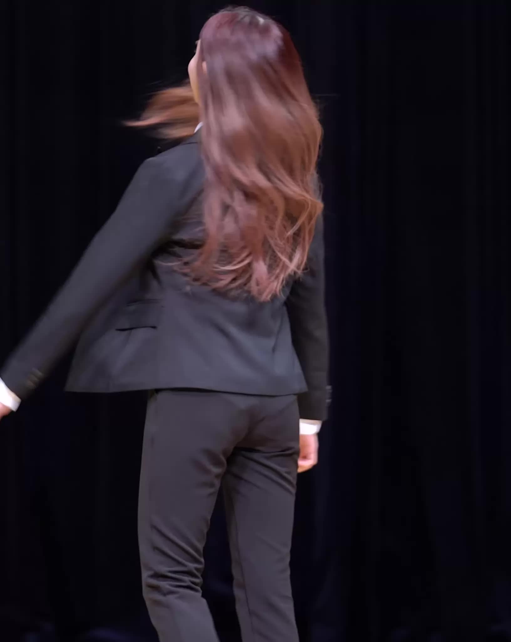 Cherry Bullet - Yuju Flaunting Her Ass