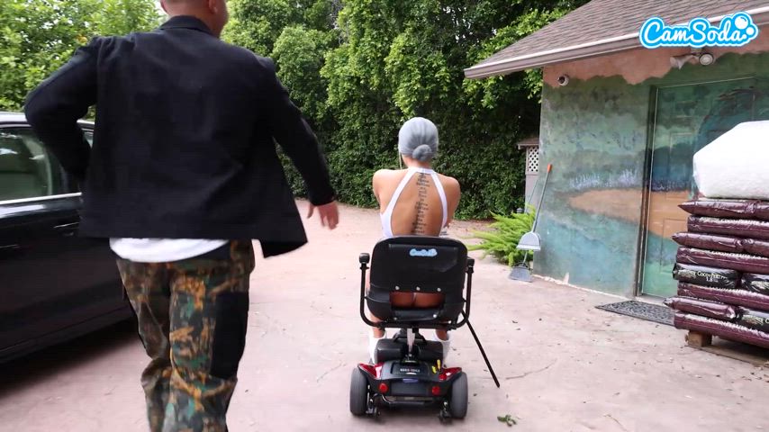 CamSoda Camgirl Funny Funny Porn Granny MILF Pornstar Public r/PornInFifteenSeconds Porn GIF by camsoda