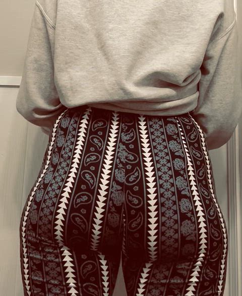 My wife’s big booty shake