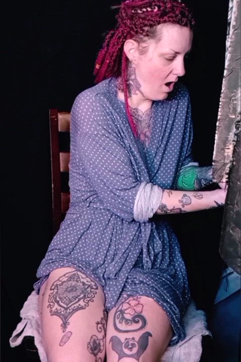 Amelia-Marie eats cum from her hands