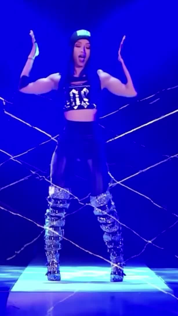Sasha is so fucking hot