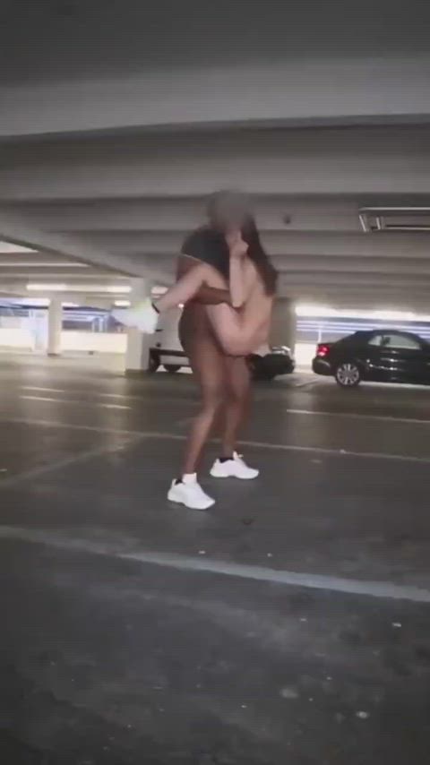 Running into your ex in the parking lot was all you needed to realize she ain’t missing you 🤭♠️