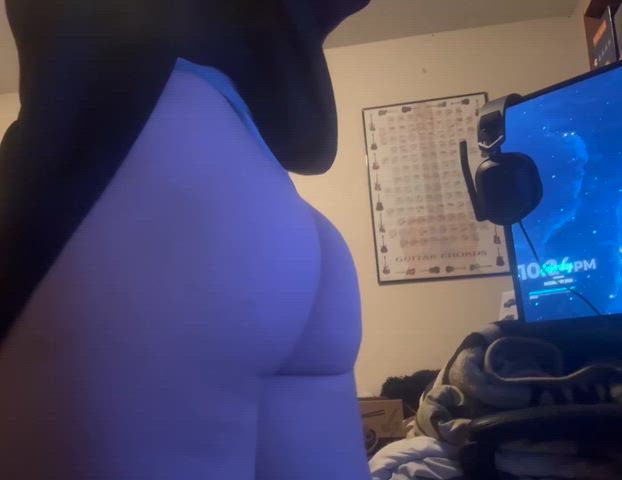 Strip gif 😘 not my best work lol…