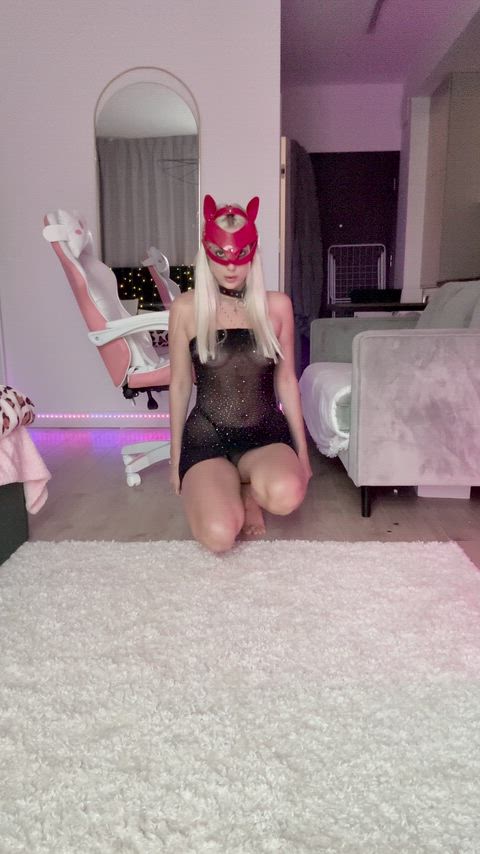 I promise to be an obedient girl