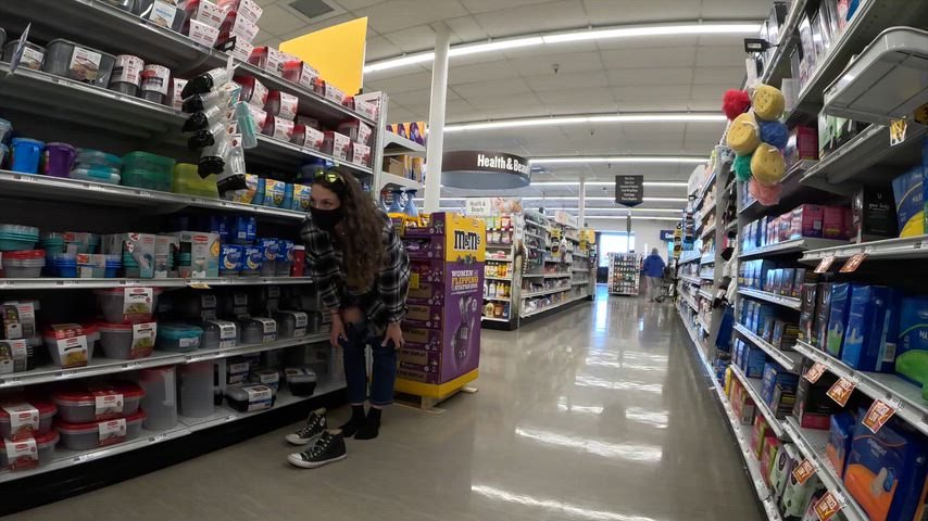 removing my pants and panties while grocery shopping