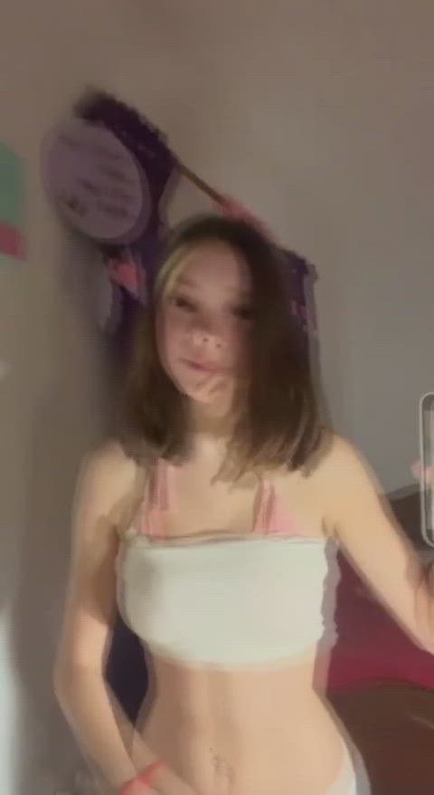 F18M will spoil u with my content daddy I am autistic juts got into college I need a loving sugar daddi I promise to be a good girl