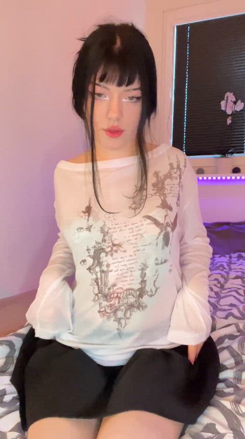 I'm 19, what's our age gap?