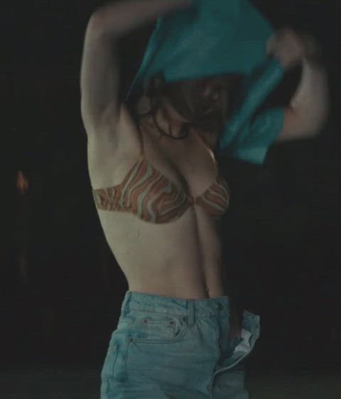 Kiernan Shipka in Wildflower